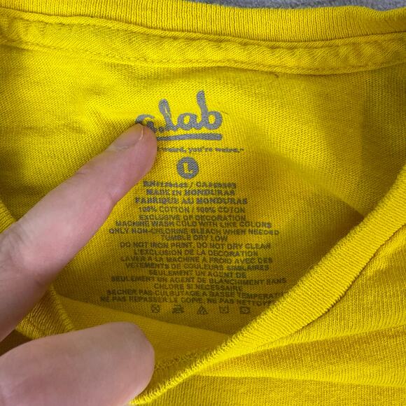 Rooster Skate Club T Shirt Mens Size Large Yellow Skater Chicken Streetwear - Picture 6 of 8